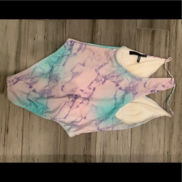 One Piece - Picture 2 of 2